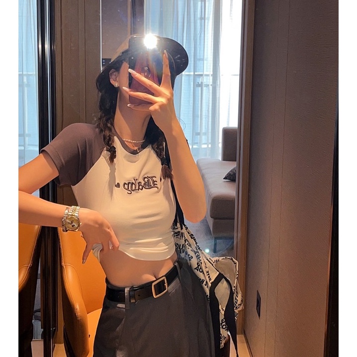 Áo Thun Raglan Croptop Tay Ngắn Cổ Tròn Dáng Ôm Thêu Chữ Baby Luviecloset