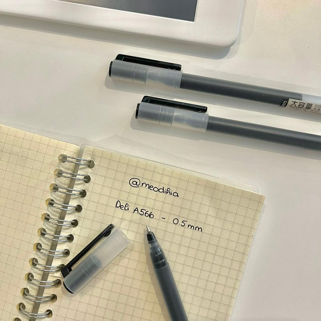 BÚT GEL NƯỚC MỰC ĐEN DELI NGÒI 0.5MM THIẾT KẾ ĐƠN GIẢN DÀNH CHO HỌC SINH