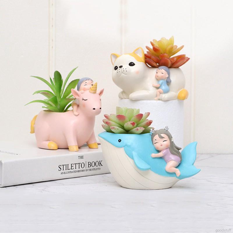 Chậu Hoa Thiết Kế Đơn Giản Độc Đáo Tiện Dụng