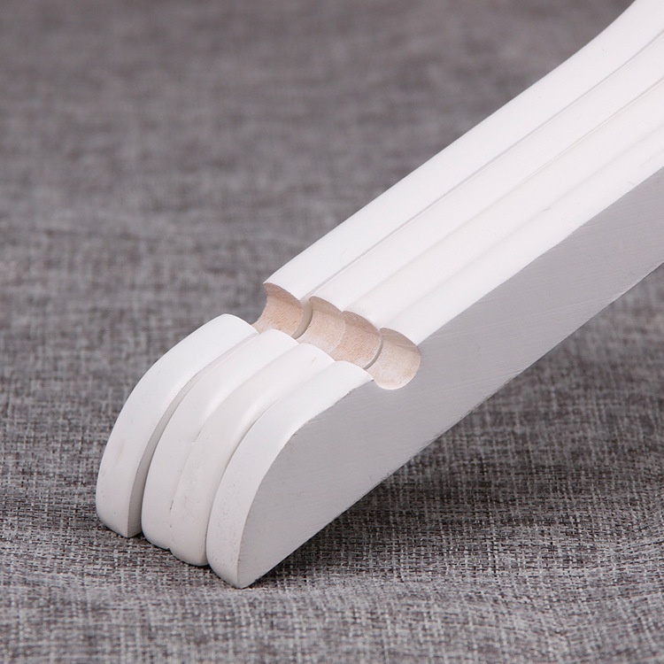 Móc treo quần áo bằng gỗ QA4 , đầu xoay 360 độ, sơn phủ chống mốc dùng cho gia đình, chụp ảnh, thời trang