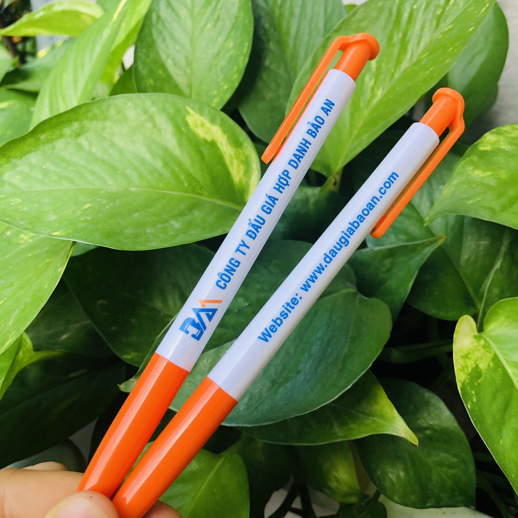 Bút bi nhận in logo công ty theo yêu cầu, xưởng in bút bi giá rẻ nhất Hà Nội, bút bi Thiên Long in logo công ty BẢo An