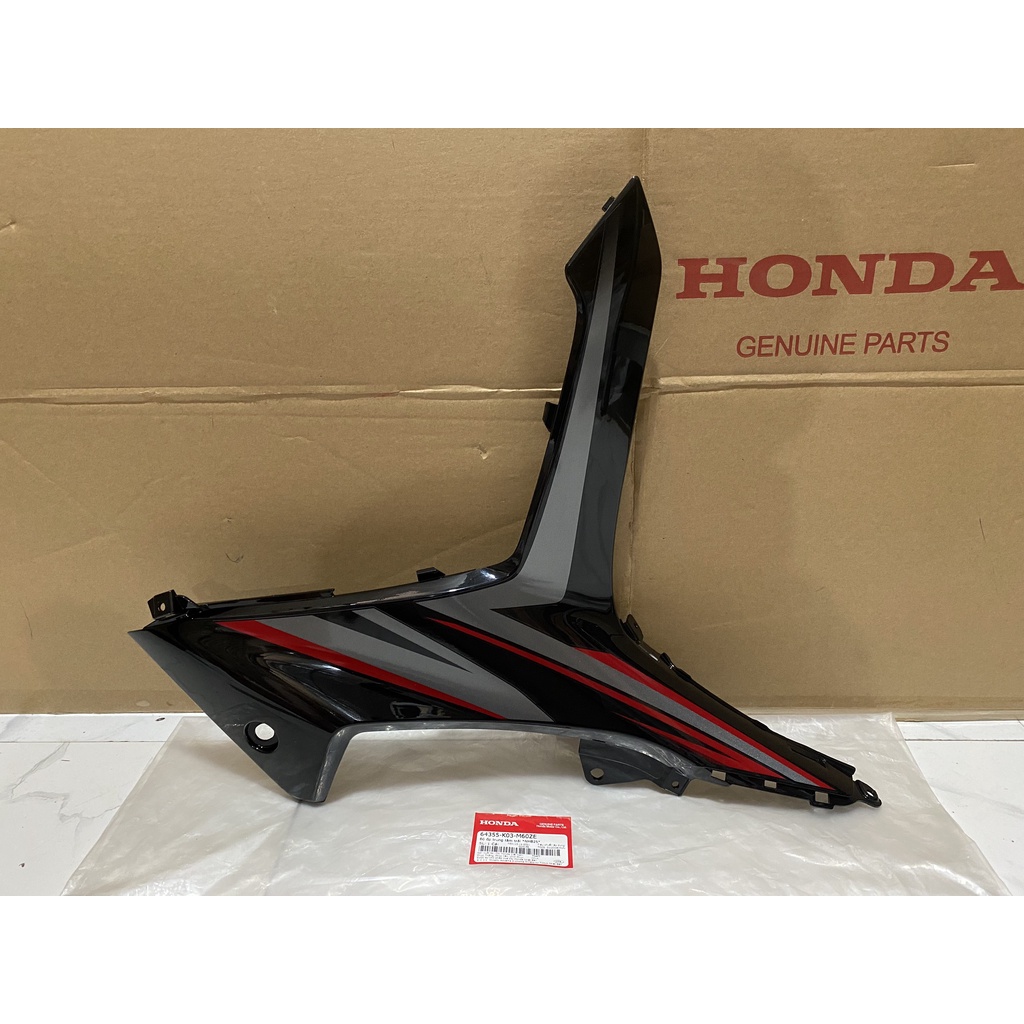 Bộ ốp trung tâm trái HONDA WAVE RSX110 năm 2014 màu Đen xám.