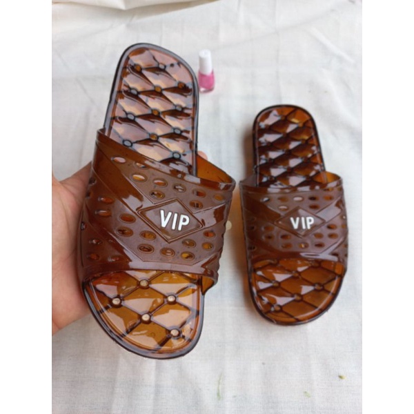 Dép lỗ đi nhà tắm.dép nhựa dẻo vip