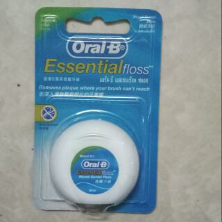 Chỉ Nha Khoa Oral B Essential floss. Cuộn 50m