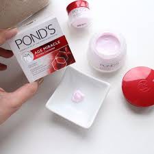 Kem Dưỡng Da PONDS Cao Cấp Ngăn Ngừa Lão Hóa Ban Ngày 50g