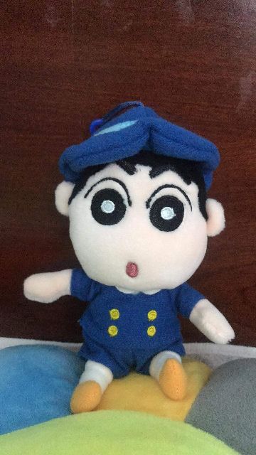 Móc khóa nhựa shin cậu bé bút chì