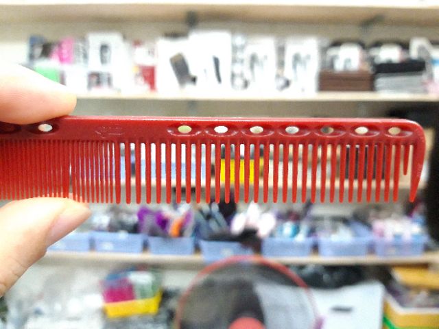 5 lược cắt tóc nam nữ Nhật Bản hàng xịn chải cực bám tóc, Lược cắt tóc Ys Park 339