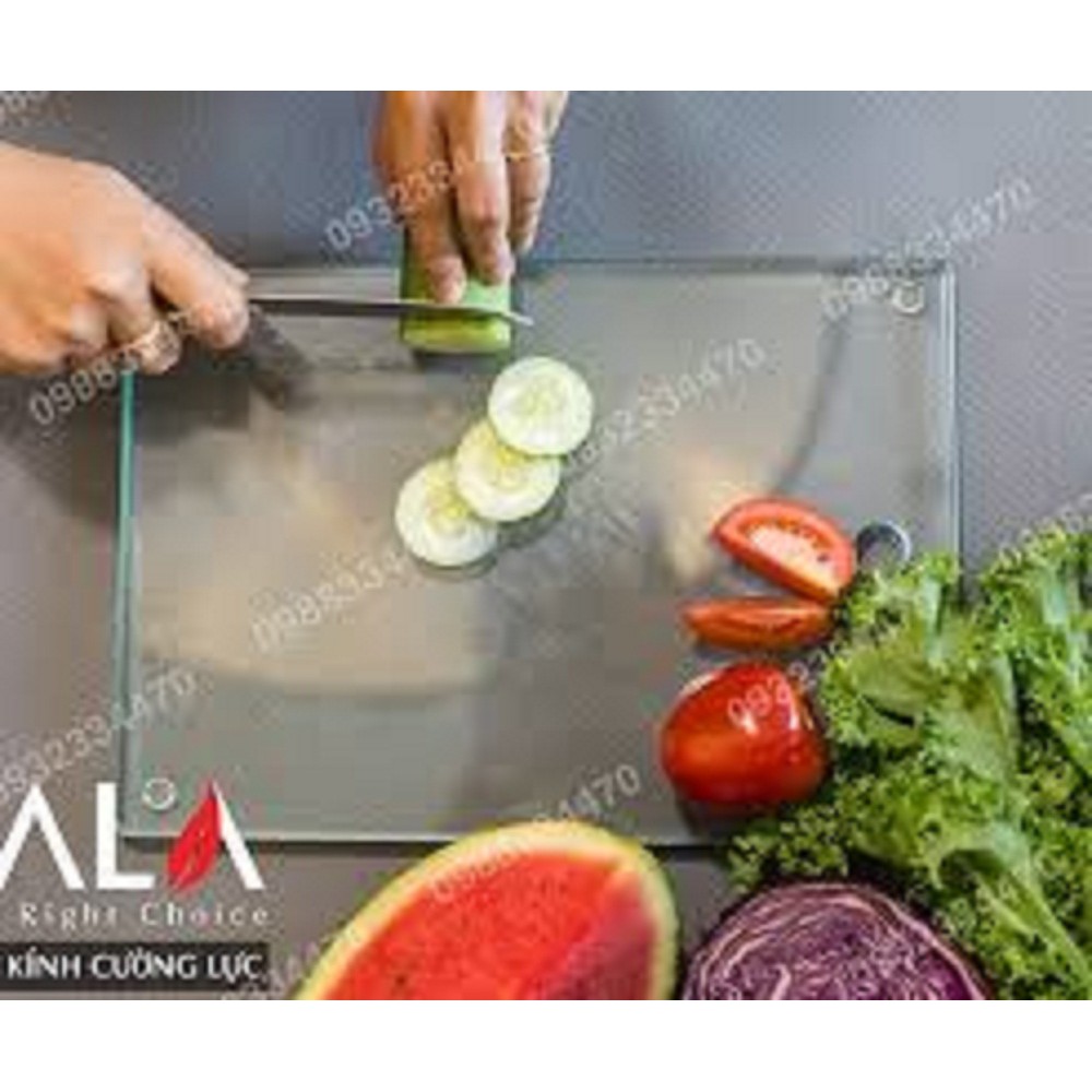 Thớt chịu lực Sala bằng kính cường lực dày 12 ly