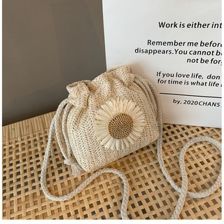 Túi đeo vai làm bằng vải dệt kim có dây rút in hình hoa hướng dương kiểu dáng cổ điển phù hợp để mang đi biển