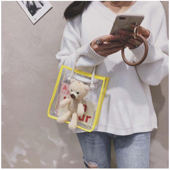 Túi Đeo Vai / Kẹp Nách Bằng Pvc Trong Suốt Hình Gấu Nhiều Màu Có Khóa Kéo Cho Nữ sang chảnh