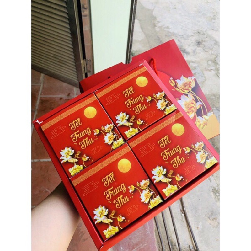 Hộp đựng 4  bánh trung thu loại đẹp