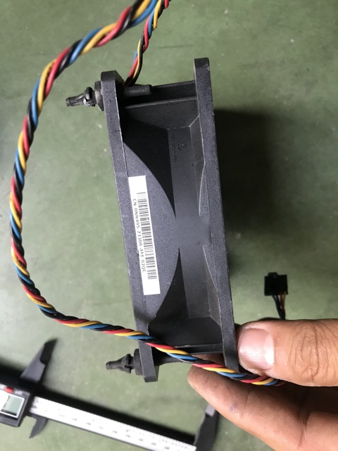 Quạt foxcom 12v 0.9A, vuông 12cm 4pin