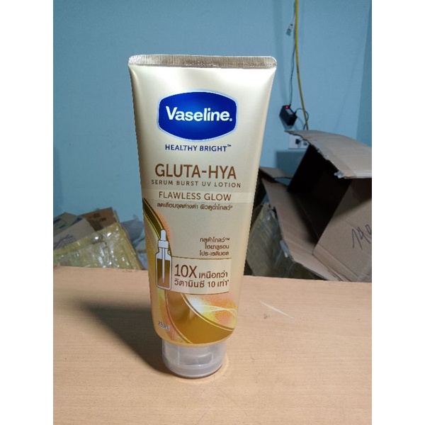 Dưỡng Thể Vaseline 300ml Healthy Bright Gluta Serum 10X và 50x  - Thái Lan