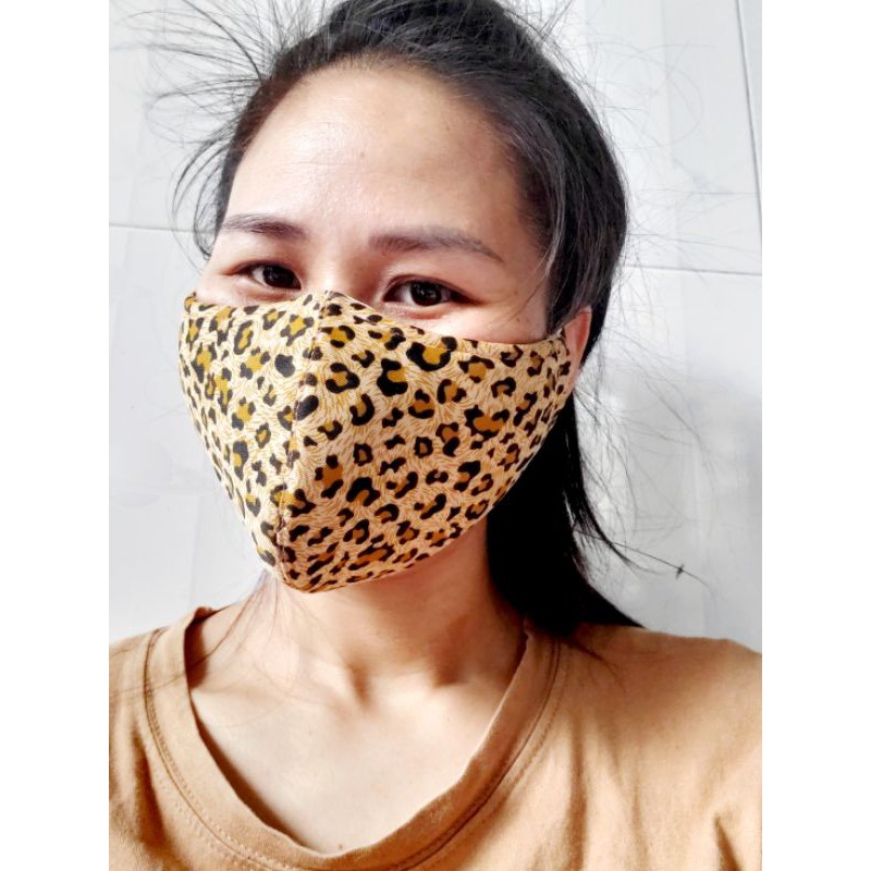Khẩu trang nữ da beo 3D 3 lớp