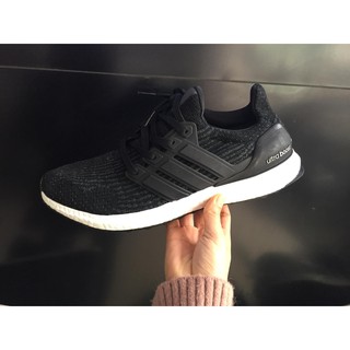 giày thể thao Ultran boost