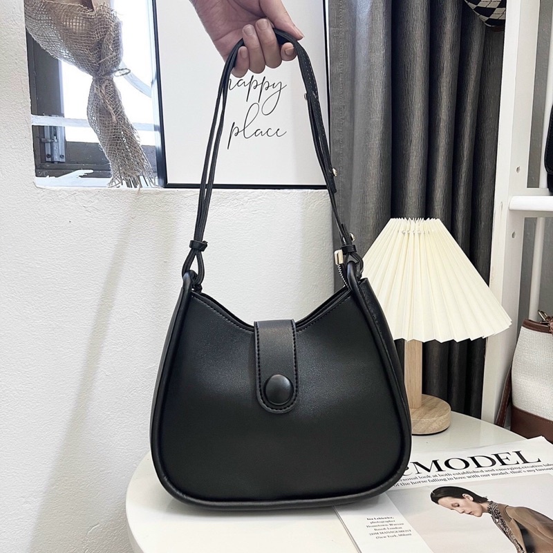 Túi xách nữ vintage đeo vai phù hợp với mọi trang phục