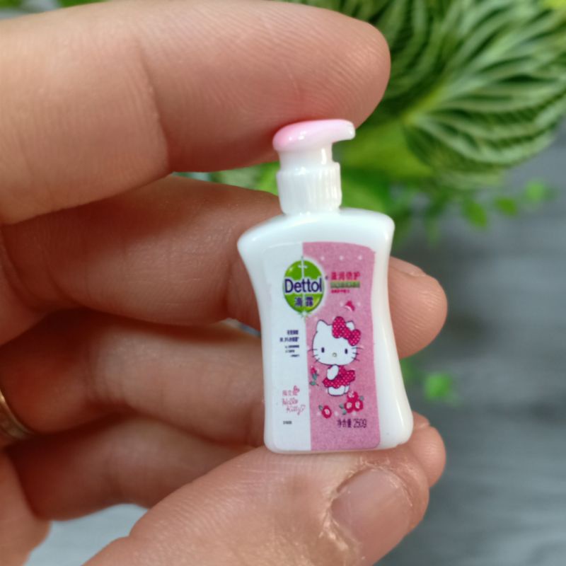 Bộ sản phẩm đồ dùng vệ sinh cá nhâ ,đồ chơi mô phỏng cho búp bê