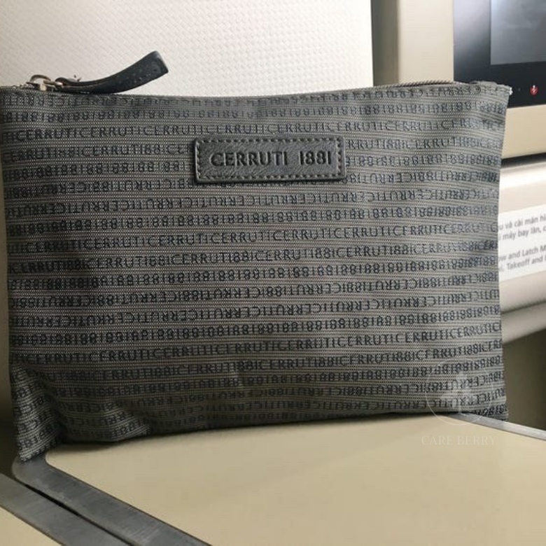 Túi Clutch Thương Hiệu Cerruti 1881, Túi Mỹ Phẩm, Túi Cá Nhân Khoang Thương Gia Việt Nam Airline