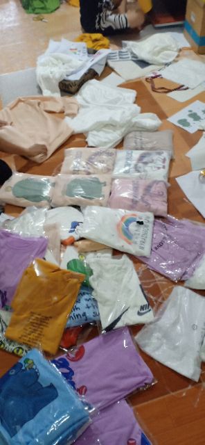 ƠFREESHIP50K] Áo Nỉ Bông NGựa Cầu Vồng Kèm ảnh thật shop tự chụp | BigBuy360 - bigbuy360.vn