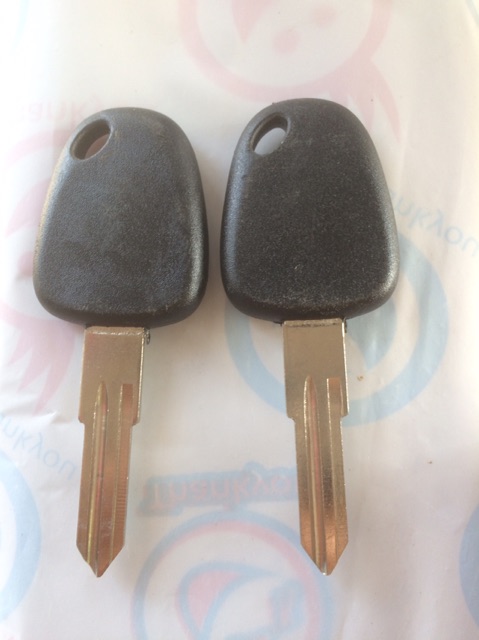 Cặp phôi chìa khoá xe Ô.tô ( rảnh trái )