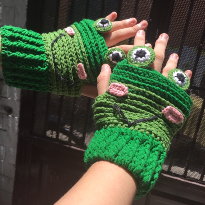 Găng tay len hình con ếch đáng yêu ngộ nghĩnh