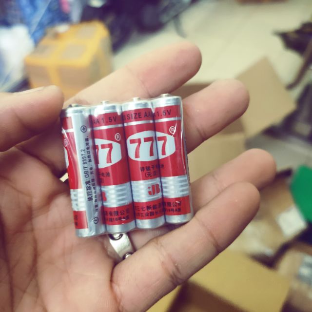 4 VIÊN PIN AA VÀ AAA
