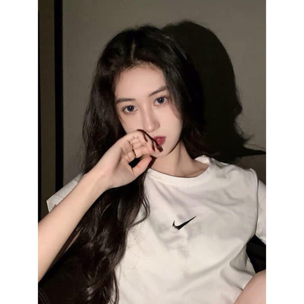 [SALE SỐC GIÁ TẬN GỐC]Áo croptop - ngắn tay nikee dành cho các bạn nữ 2 màu đen/trắng cực đẹp❣️❣️ | BigBuy360 - bigbuy360.vn