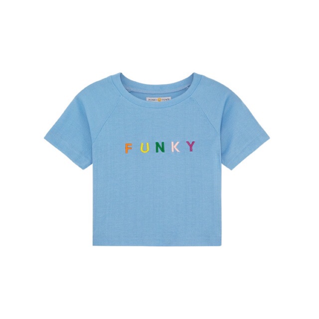 ÁO CROPTOP TAY NGẮN CỔ TRÒN NGẮN TAY MÀU XANH TRỜI THÊU CHỮ FUNKY 5 MÀU