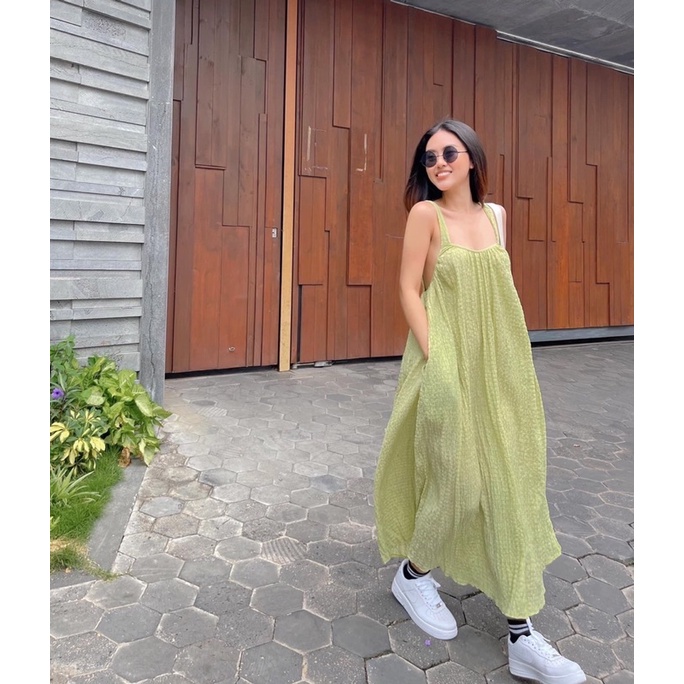 Đầm maxi 2s cúp ngực đi biển hở lưng chất xốp đẹp thướt tha chất xốp lên form cực chuẩn