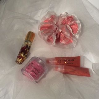 Set son bóng lipgloss The Stars Collection của Moonchild Glows