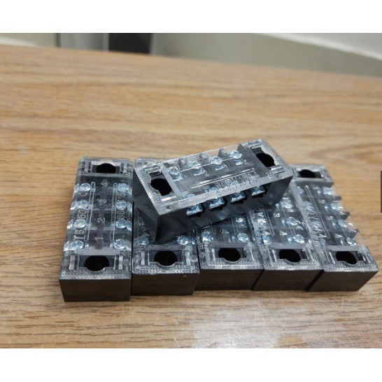 Cầu đấu domino 4 cực TB1504 domino 15A 4P