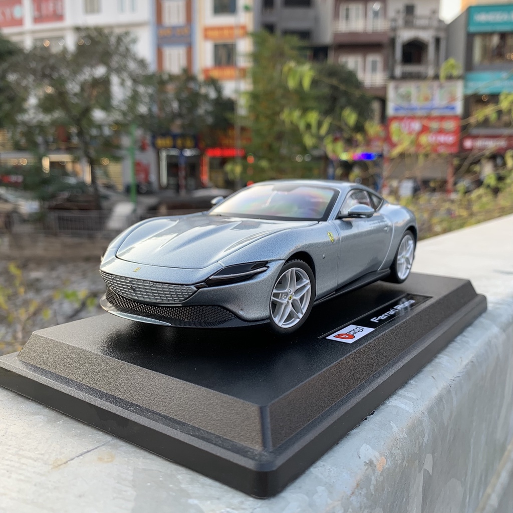 Xe mô hình Ferrari Roma tỉ lệ 1:24 Bburago