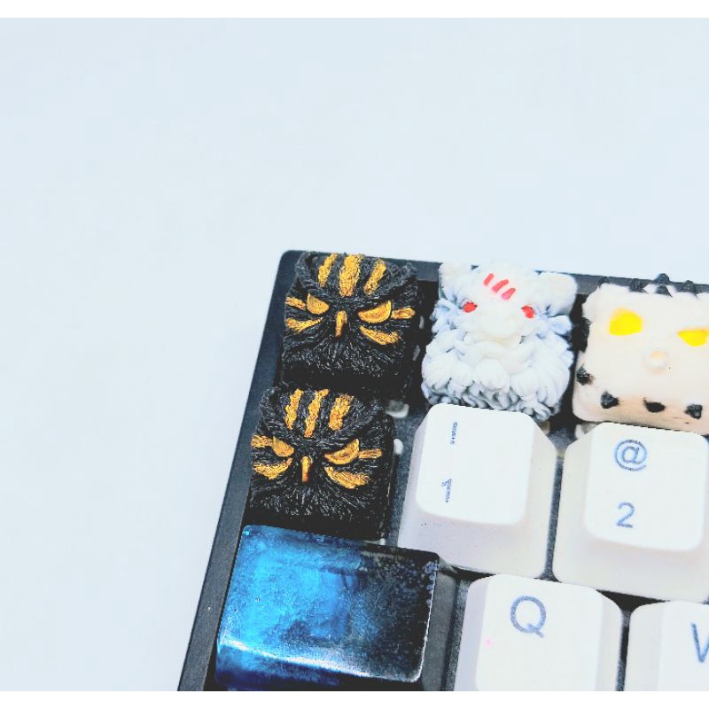Keycap resin Keypora clone tone đen vàng nhũ trang trí bàn phím cơ gaming