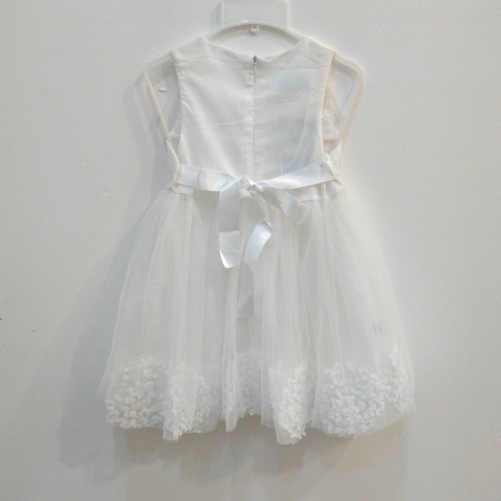 Đầm công chúa phối ren hoa trắng