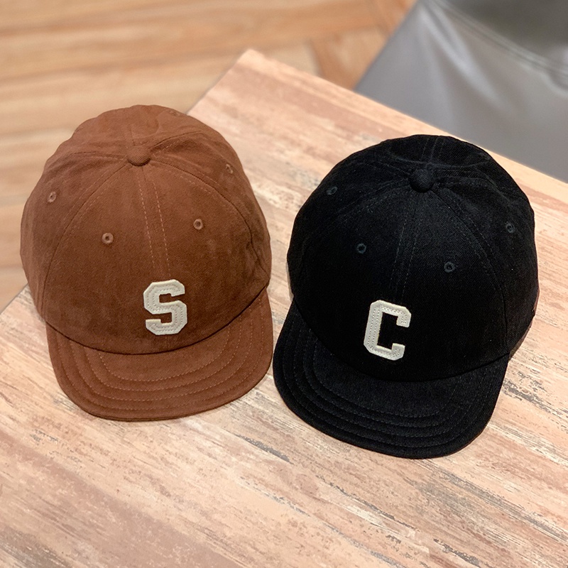 Mũ lưỡi trai vải nhung vành ngắn phẳng họa tiết chữ phong cách thu đông Nhật Bản cổ điển dành cho cặp đôi