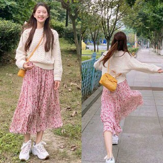 (HÀNG SẴN) Chân váy hoa nhí màu hồng xếp ly nhăn xòe dài style Triệu Lộ Tư