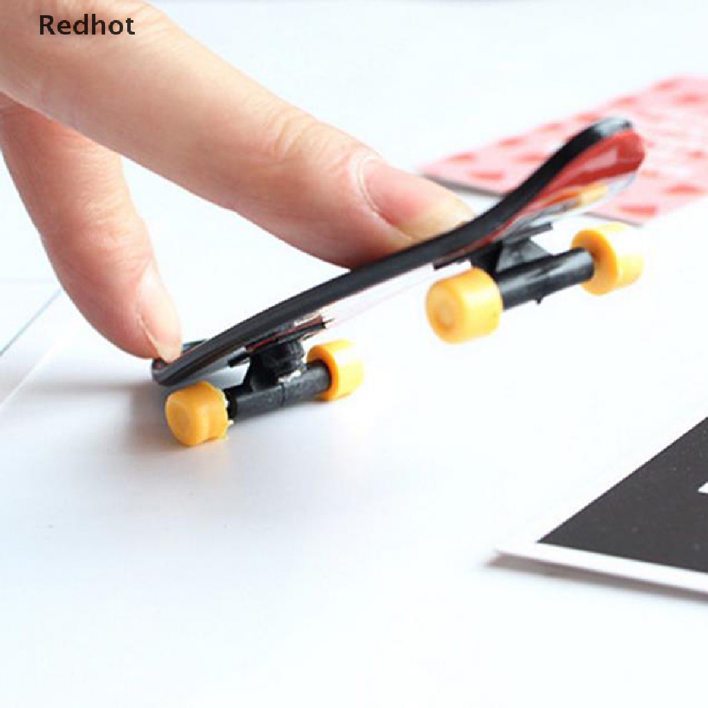 Ván Trượt Ngón Tay Mini Bằng Nhựa Cho Bé Trai