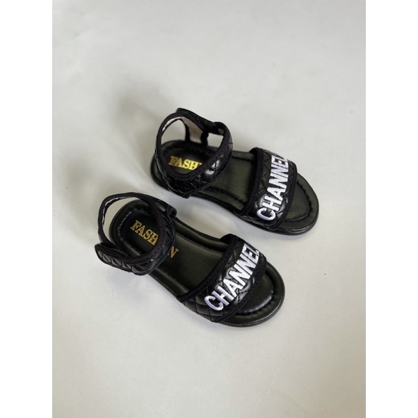 Dép quai hậu Sandal cho bé trai bé gái , quai ngang may khâu viền chữ nổi XD03