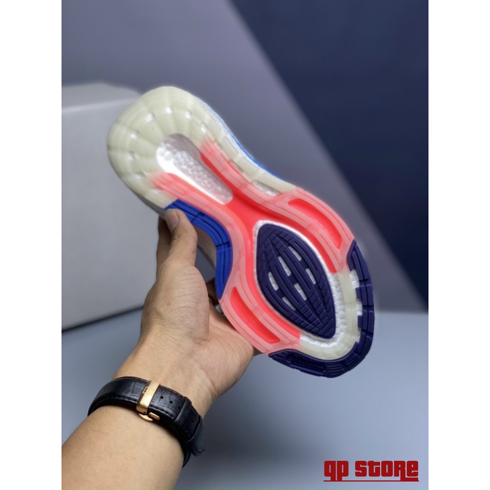 Giày Thể Thao Adidas Ultraboost 22