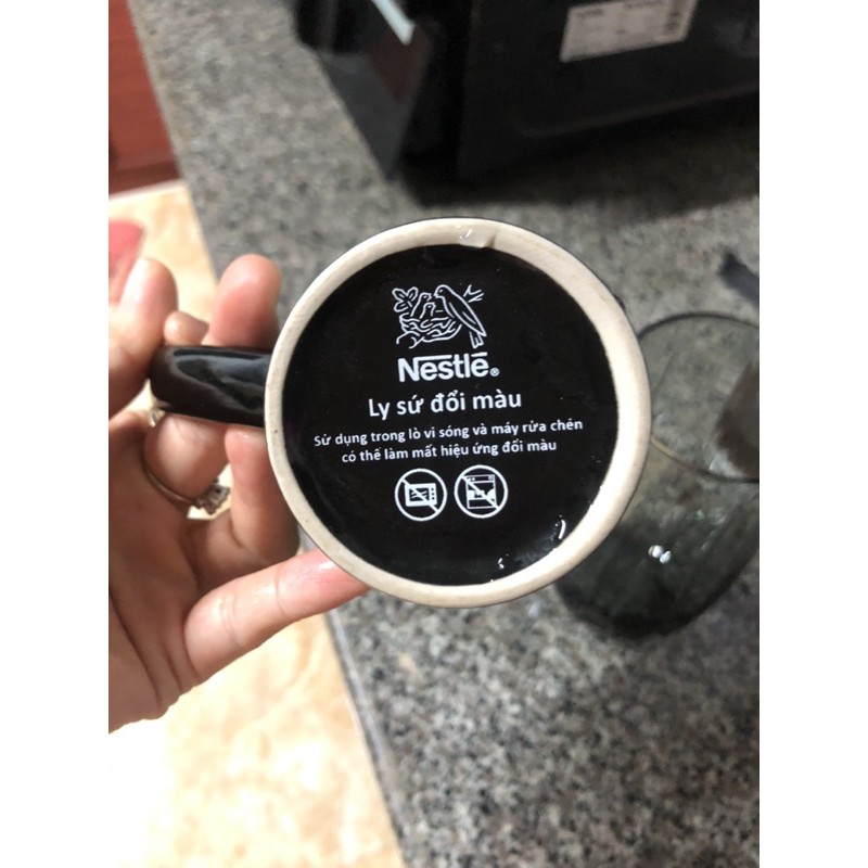 Ly sứ đỗi màu thần kỳ milo phiên bản giới hạn