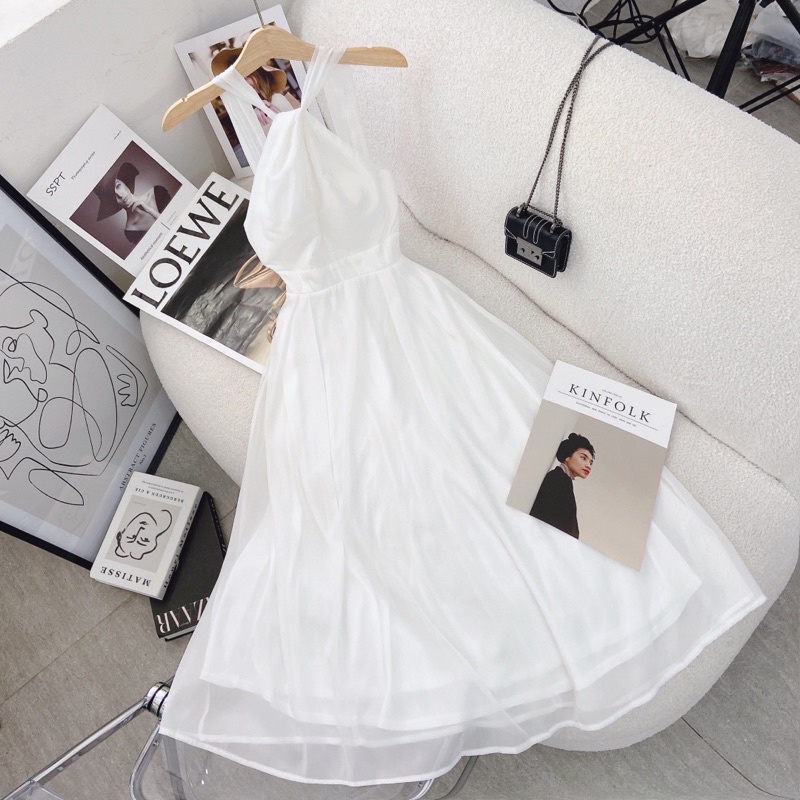 Đầm maxi cổ yếm dây chéo Laura BT133