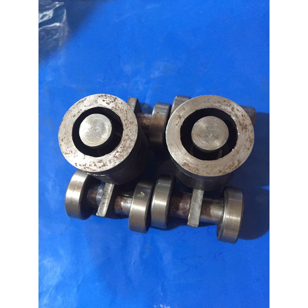 Bi treo cửa lùa, Bánh xe cửa sắt. Bộ 2 bánh xe 4 bánh của cửa sắt, cửa lùa. Bi treo xoay. ống sắt phi 38
