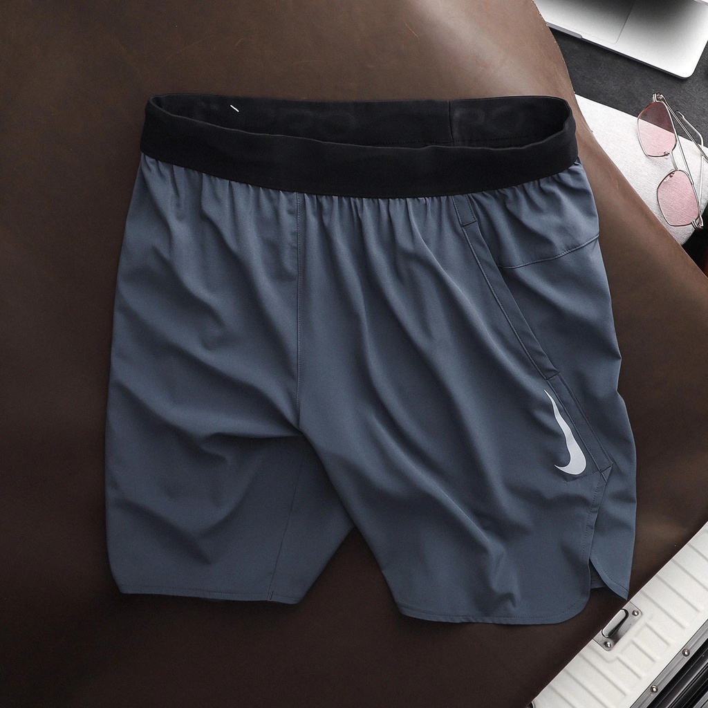 Quần Short Nam Đùi 𝐍𝐢𝐤𝐞 Dù Đùi Xẻ Cạp Chun Đai Đen Hàng Xuất Xịn Cao Cấp Vải Nhẹ Mát