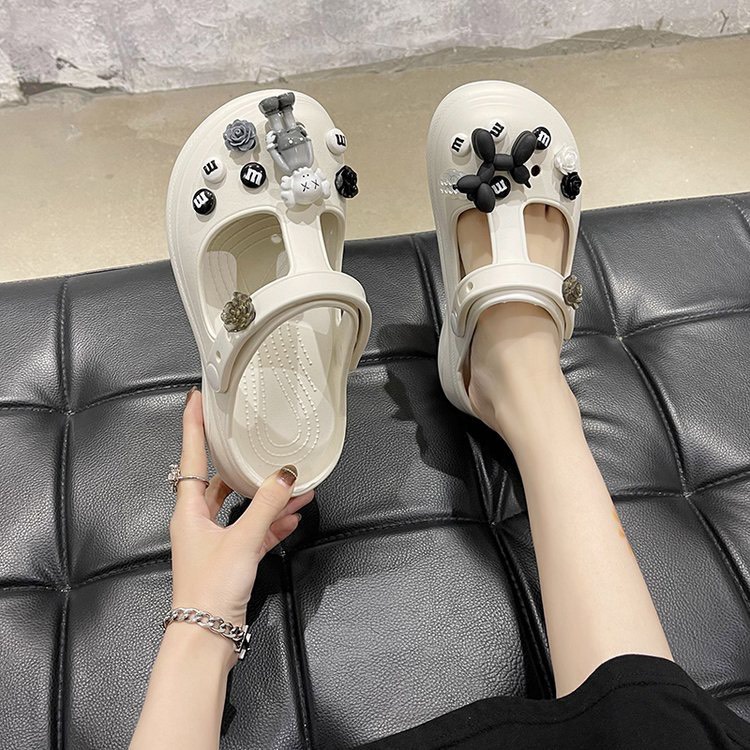 [ Tặng sticker như ảnh ] Dép cross Sandal Đế Dày Siêu Nhẹ tặng kèm bộ hình gắn Kaws và chó siêu xinh