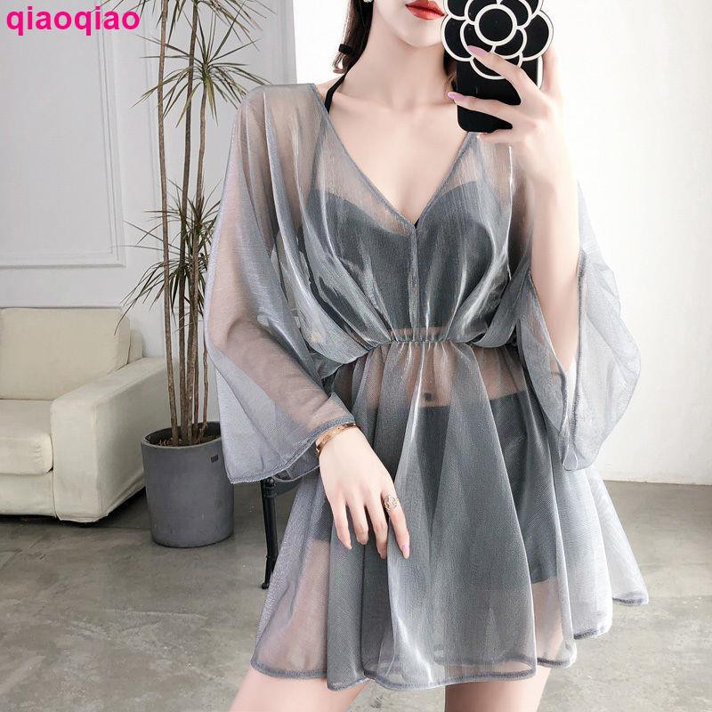 Bộ Đồ Bơi Hai Mảnh Kèm Áo Khoác Ngoài Thời Trang Hàn Quốc 2020 | BigBuy360 - bigbuy360.vn