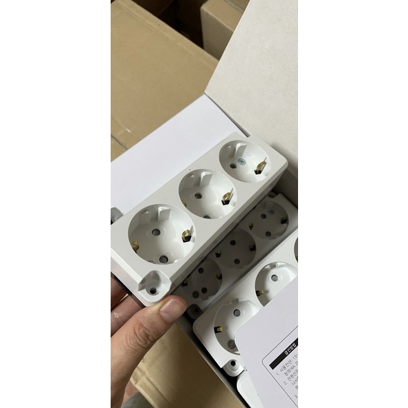 Ổ CẮM HÀN QUỐC 3 LỖ 2 LỖ KHÔNG DÂY