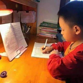 KẸP ĐỌC SÁCH CHỐNG CẬN THỊ [KẸP SẮT] - giá gốc