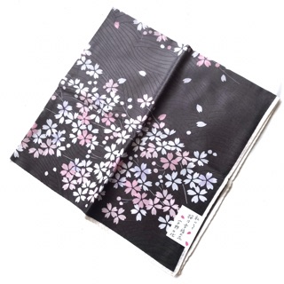 Khăn mùi xoa nữ nhật 100% cam kết hài lòng có hộp khăn mùi xoa