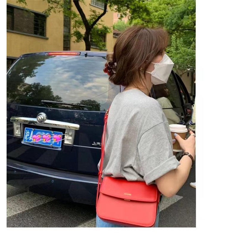 Túi Đeo Chéo Một Bên Vai Thiết Kế Cao Cấp Phong Cách Retro Nhật Hàn Màu Đỏ