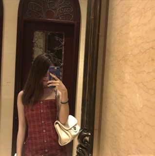 Váy hai dây caro đỏ